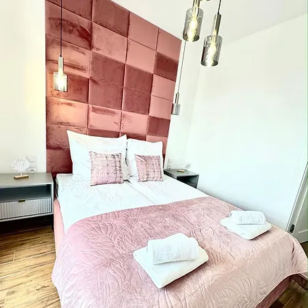 Pink Velvet - Acces - Garage Parking Space - Morska 4 Apartment *