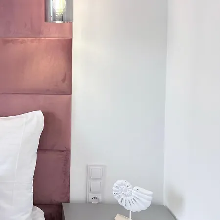 Pink Velvet - Acces - Garage Parking Space - Morska 4 Apartment